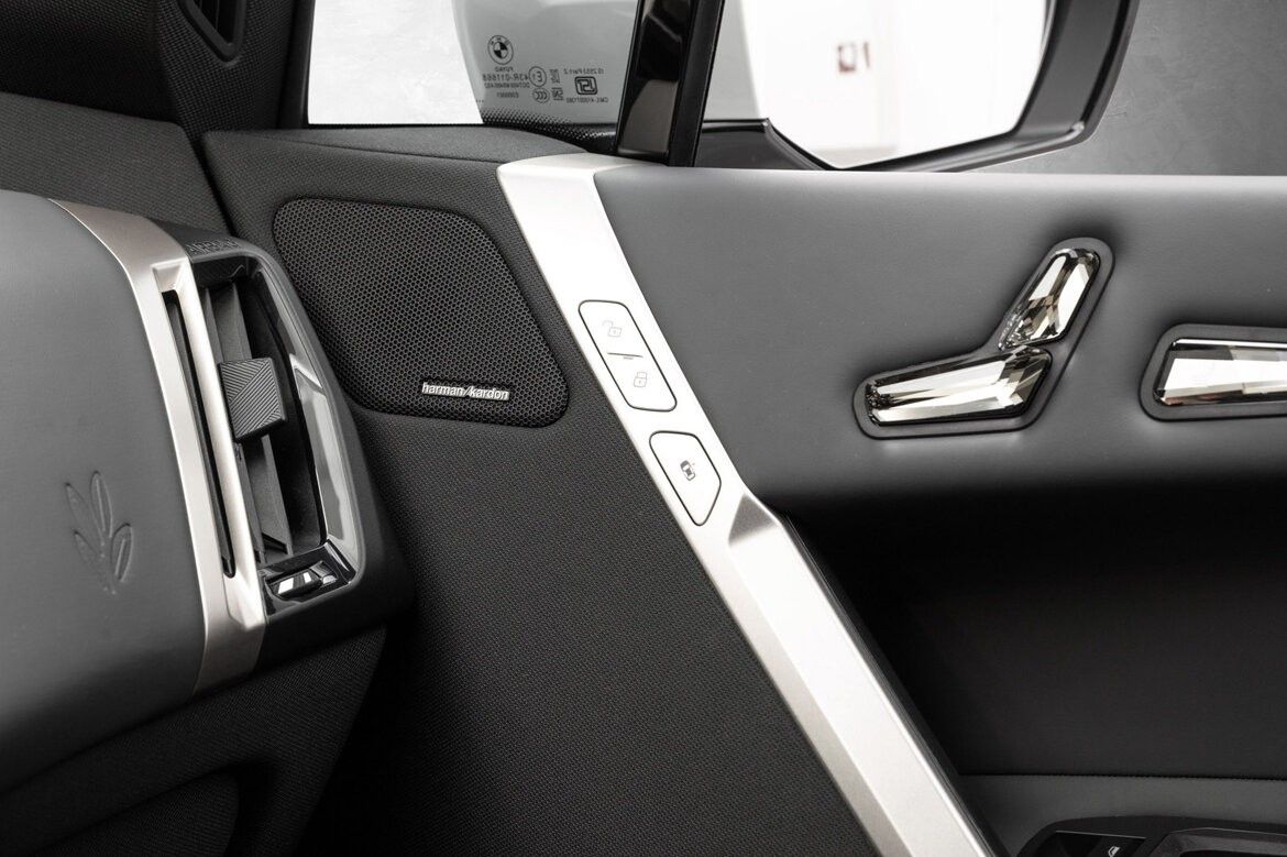 BMW iX xDrive 50