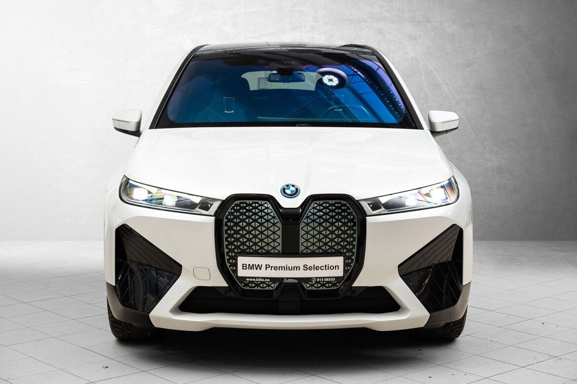 BMW iX xDrive 50