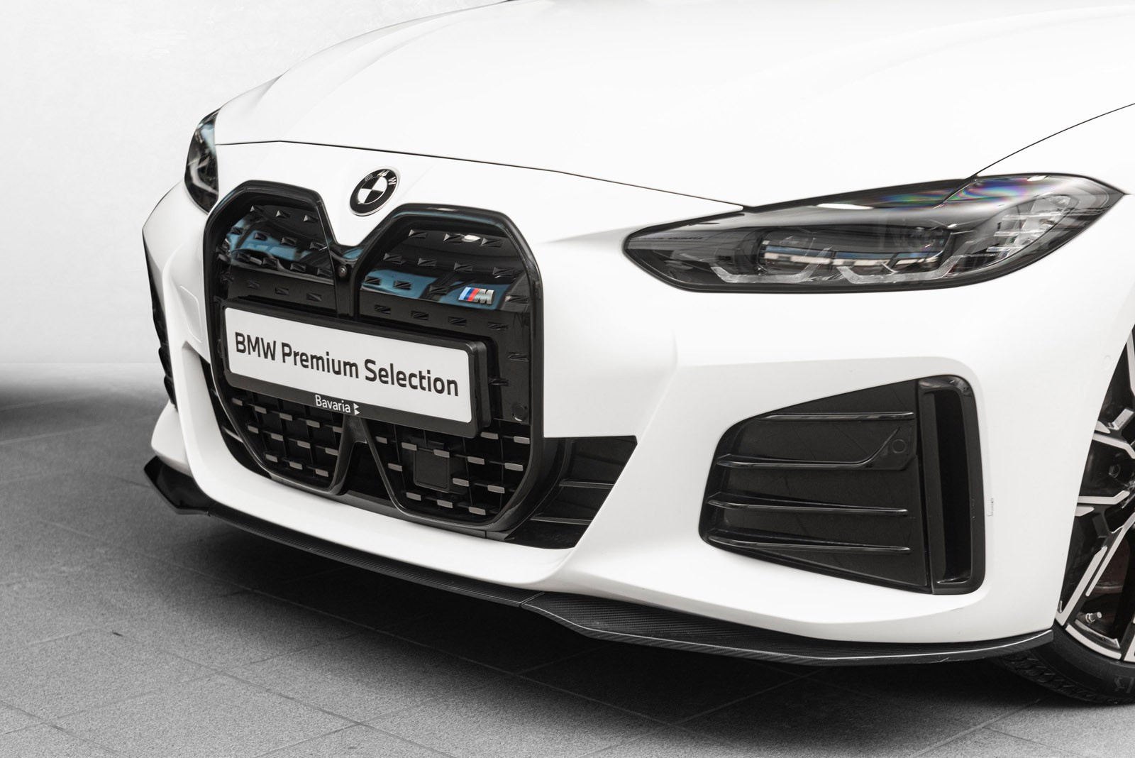 BMW i4 M50