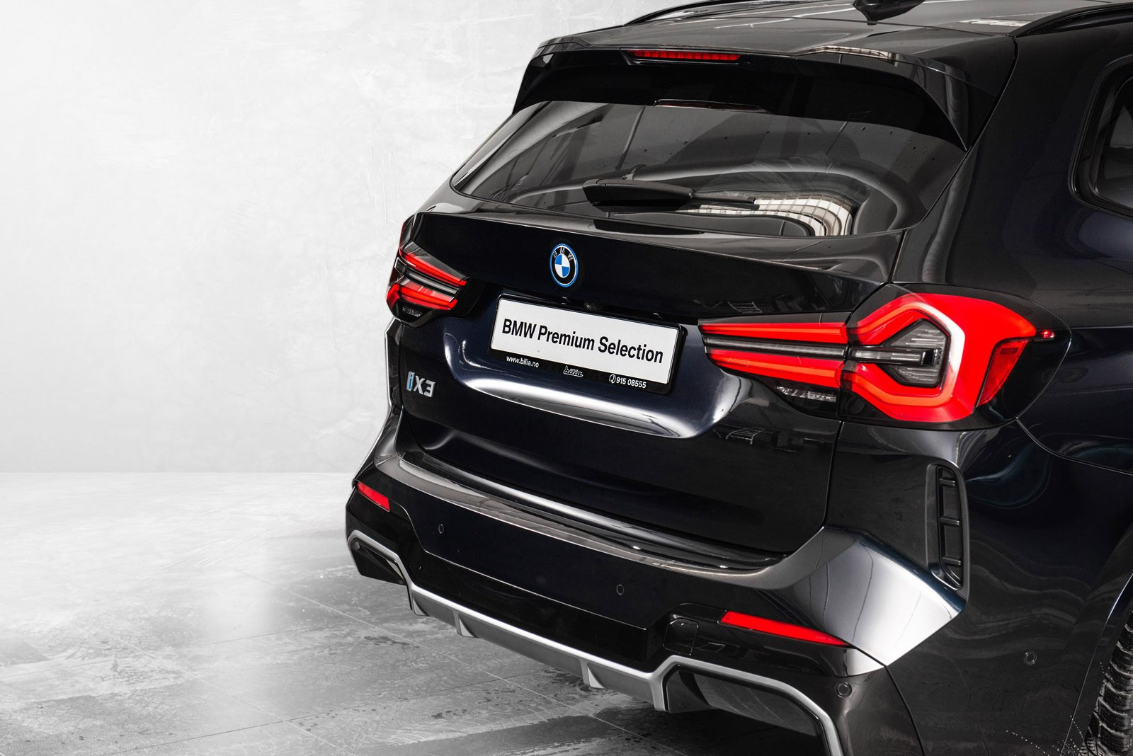 BMW iX3