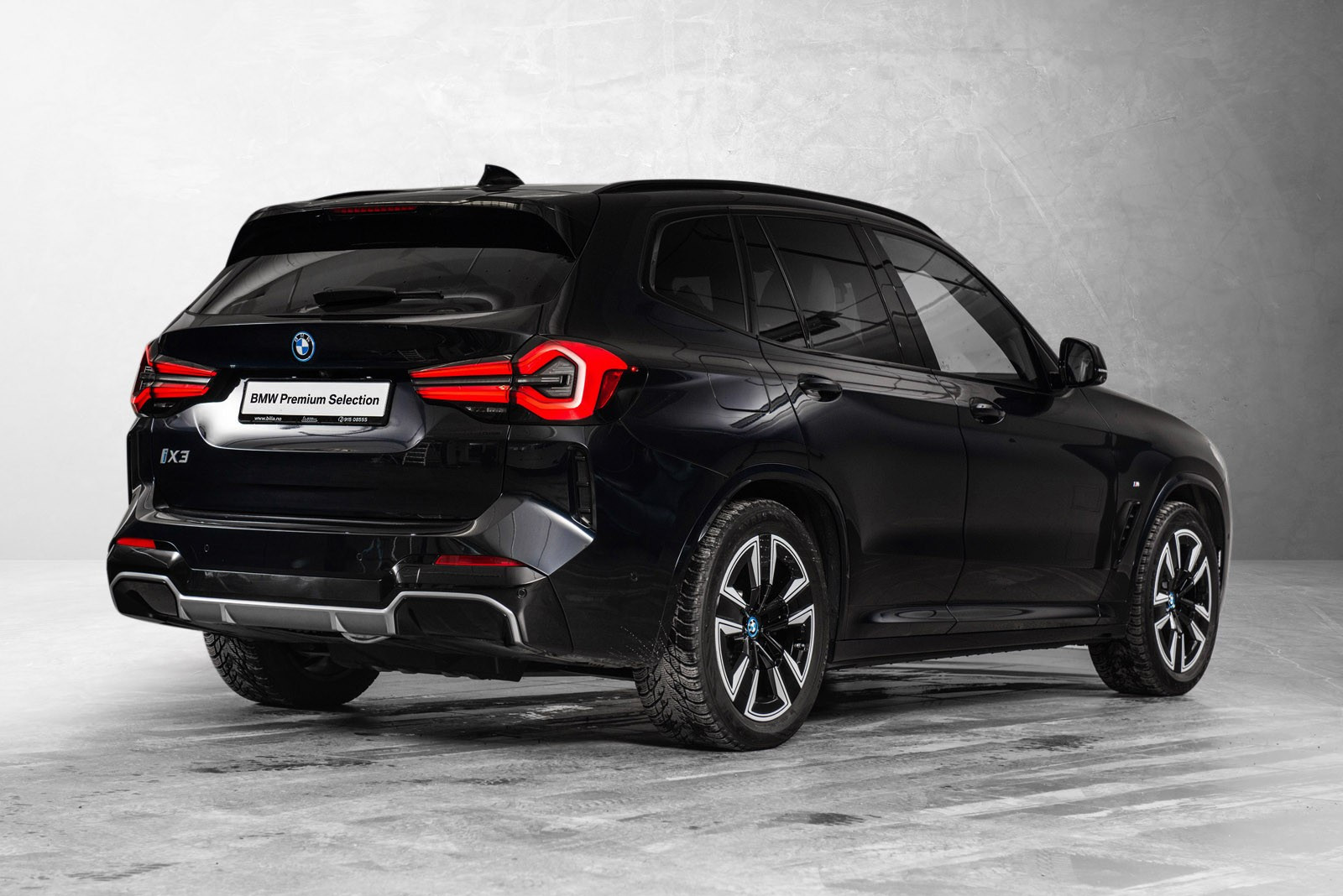 BMW iX3