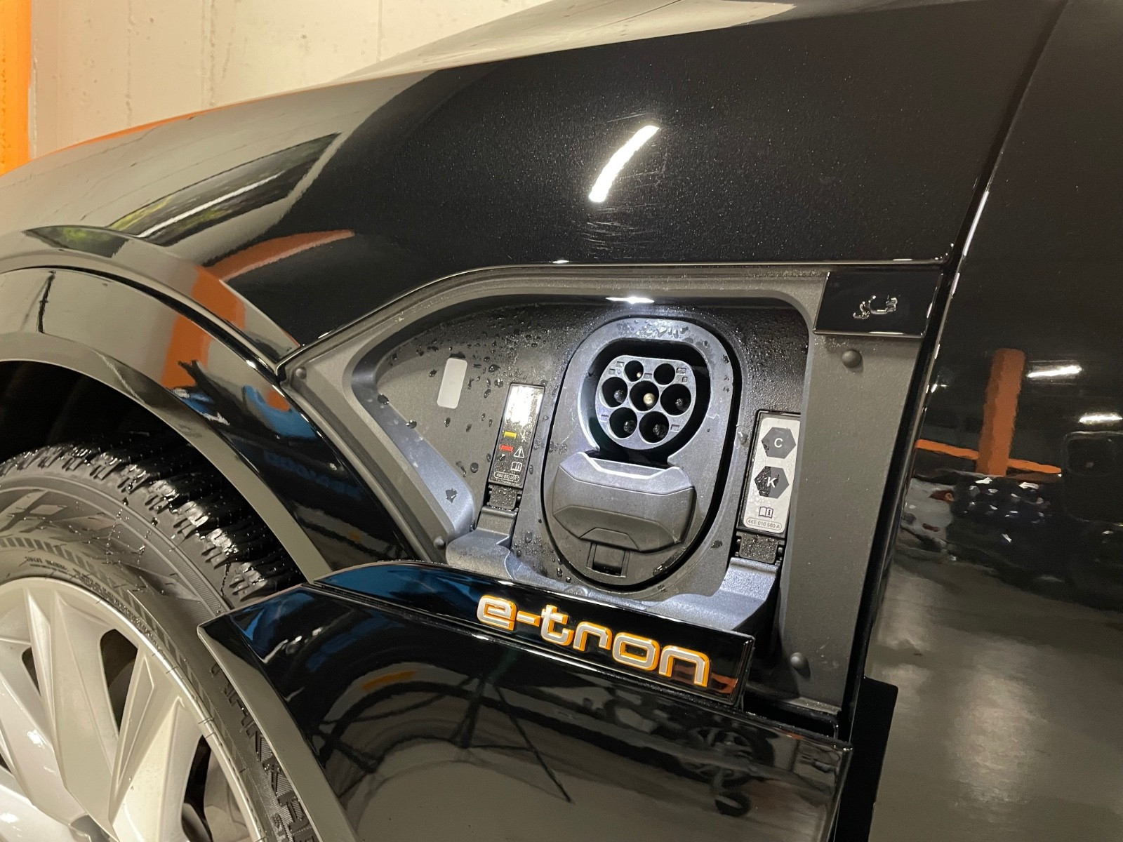 Audi e-tron
