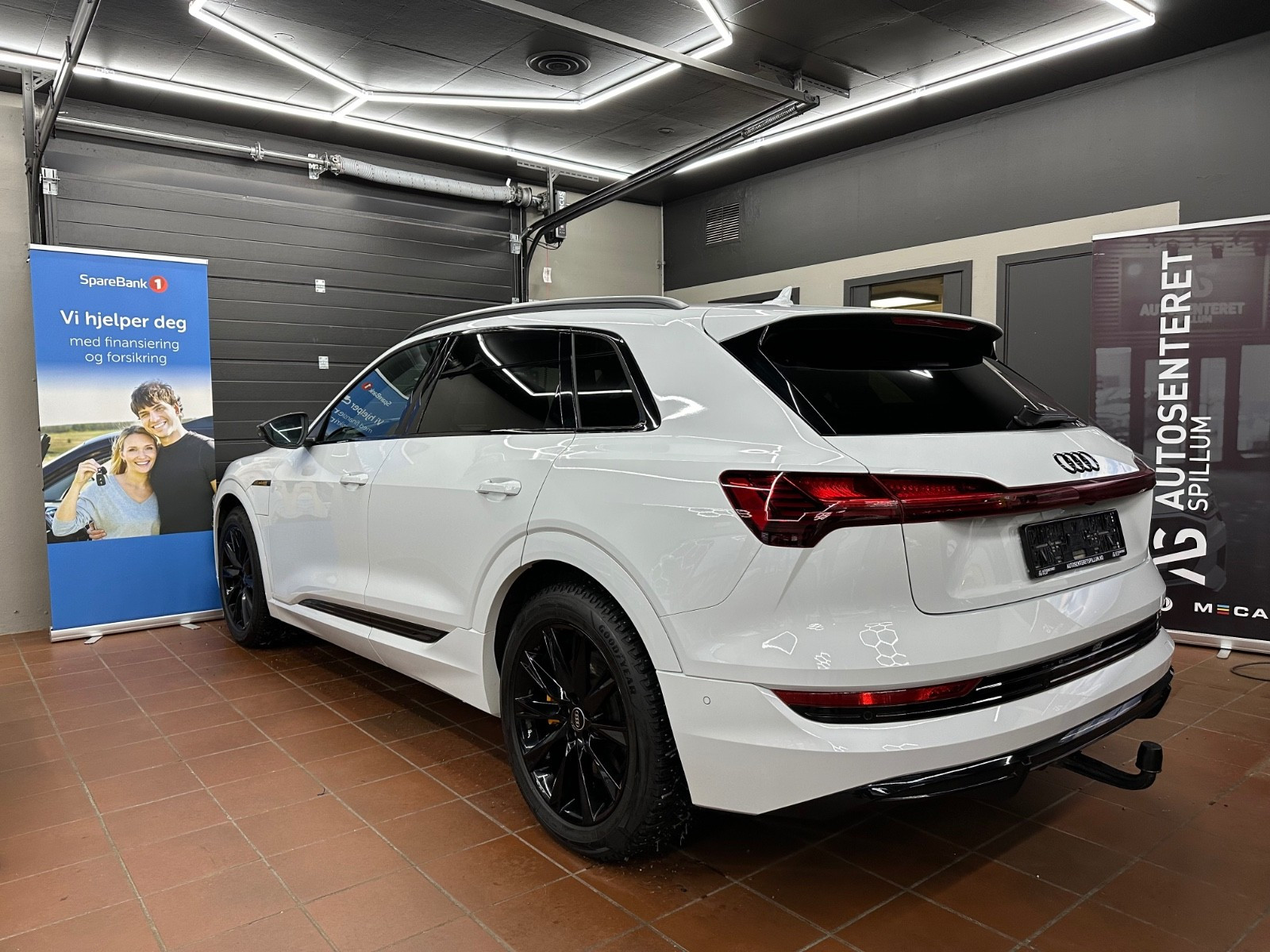 Audi e-tron
