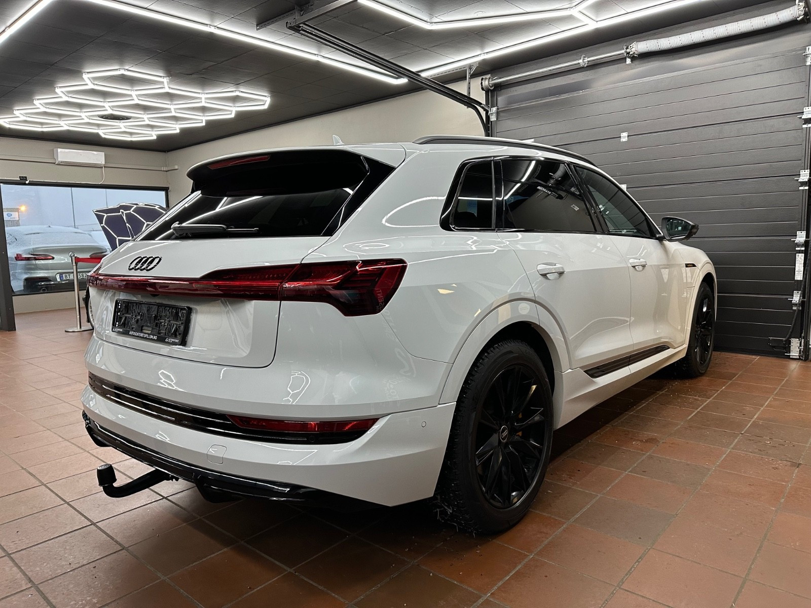 Audi e-tron