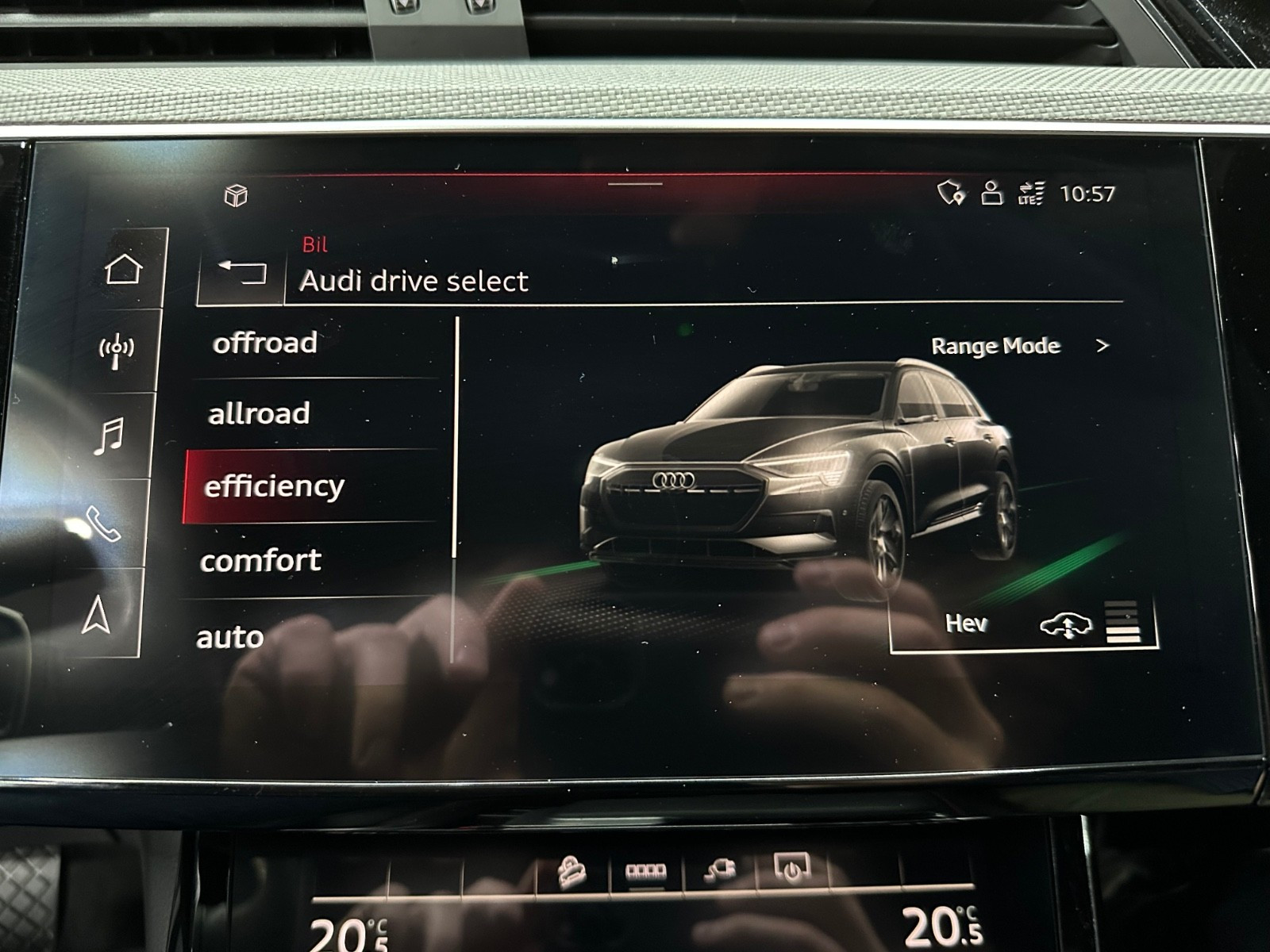Audi e-tron