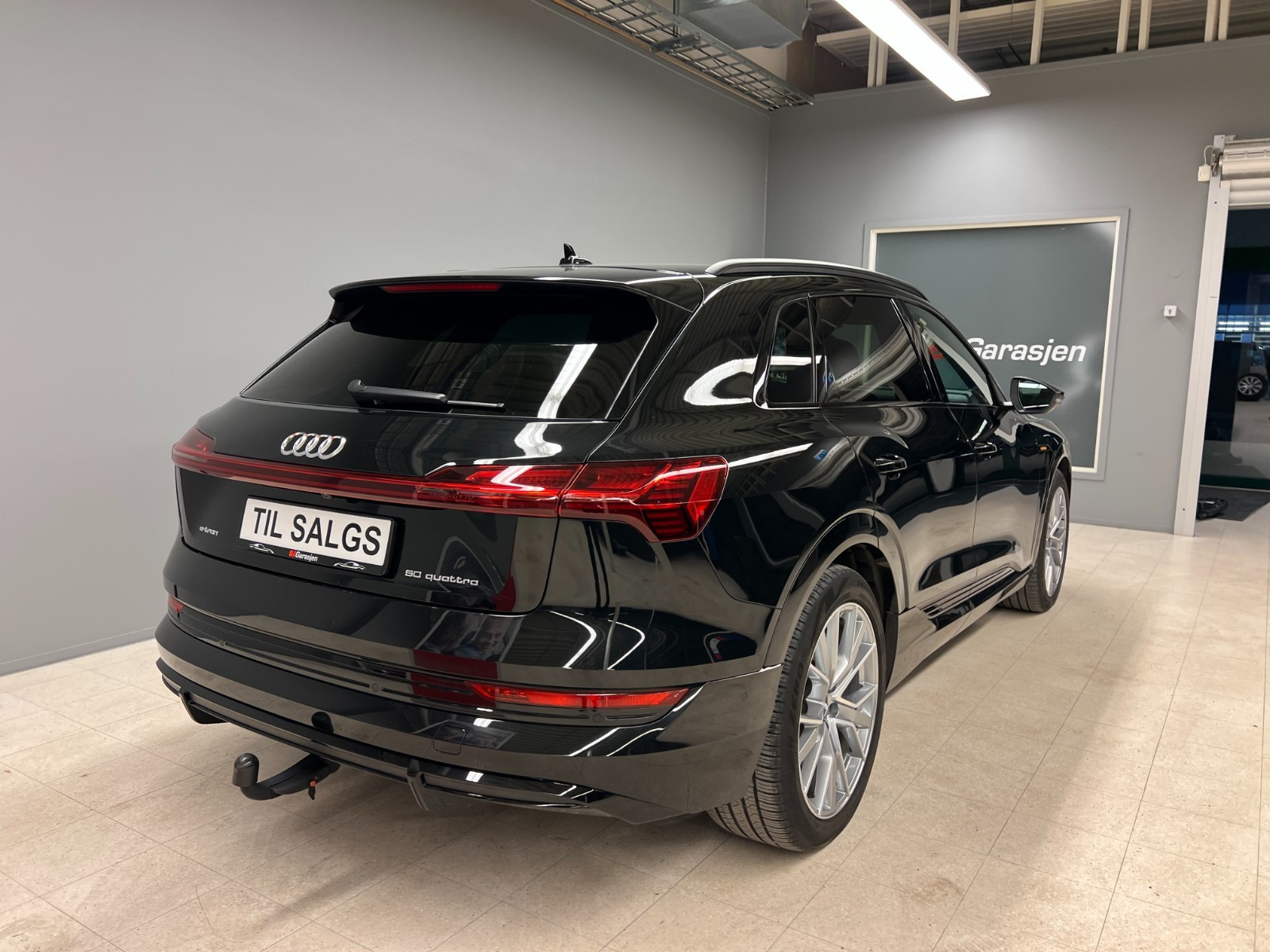 Audi e-tron