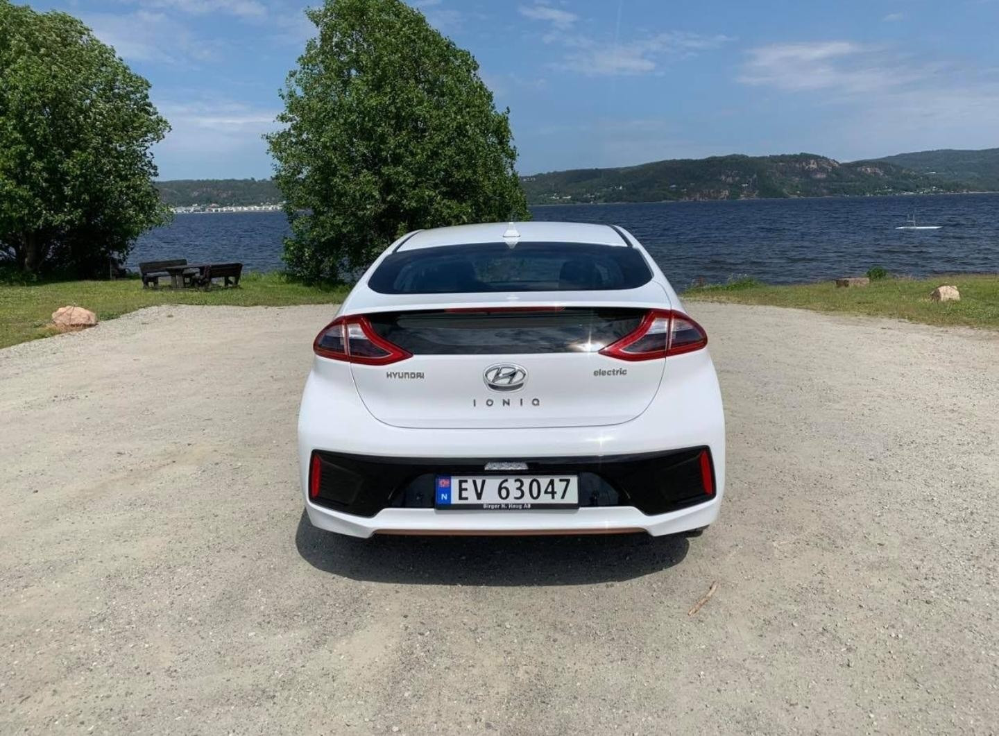 Hyundai IONIQ
