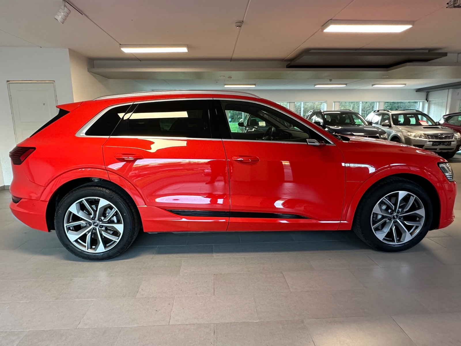 Audi e-tron