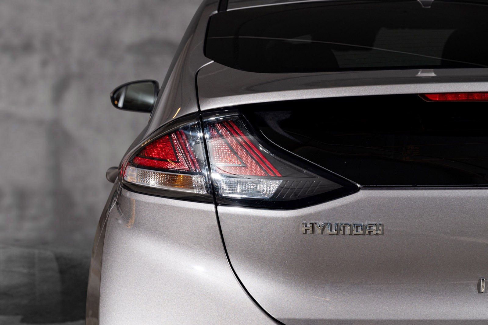 Hyundai IONIQ