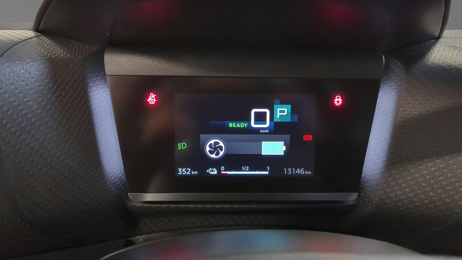 Citroen E-C4