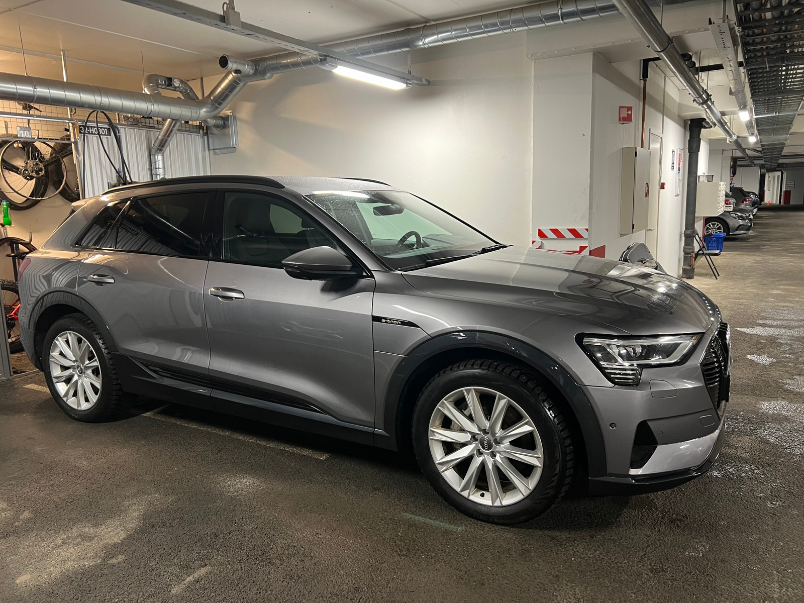 Audi e-tron