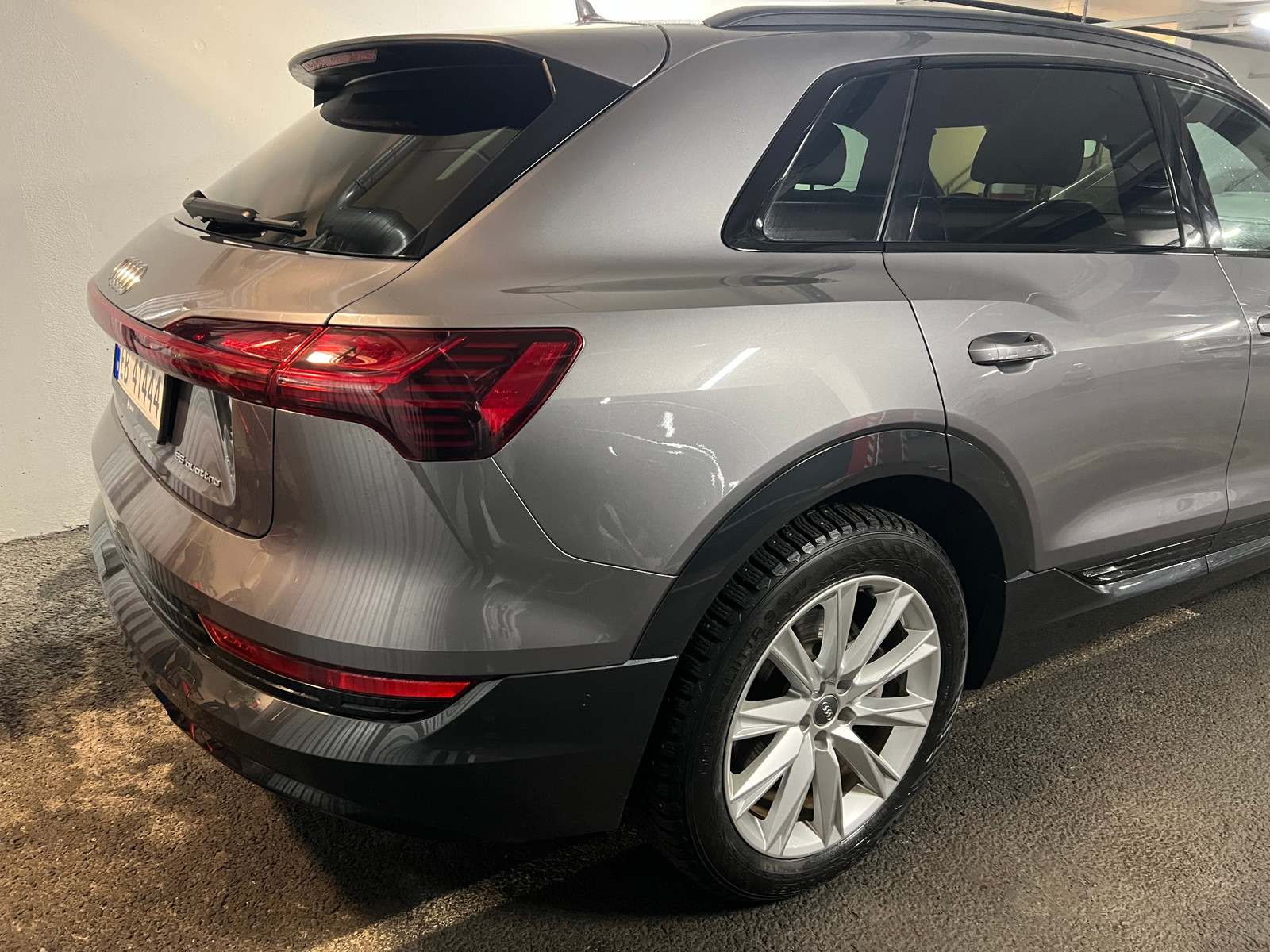 Audi e-tron