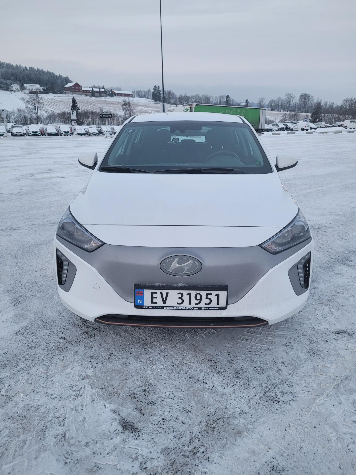 Hyundai IONIQ