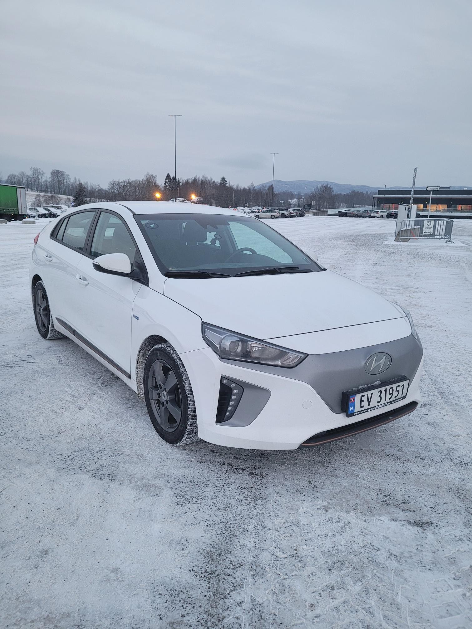 Hyundai IONIQ