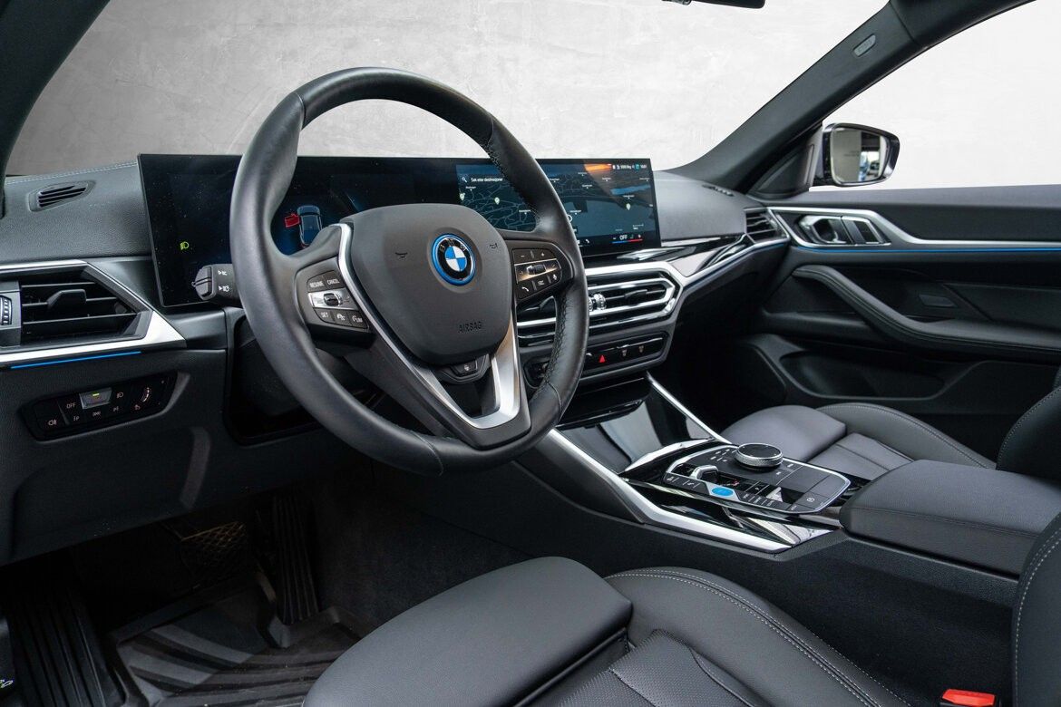 BMW i4