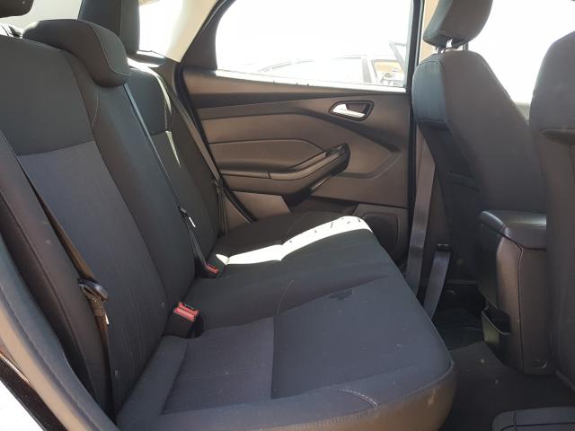 Ford Focus SE 2015