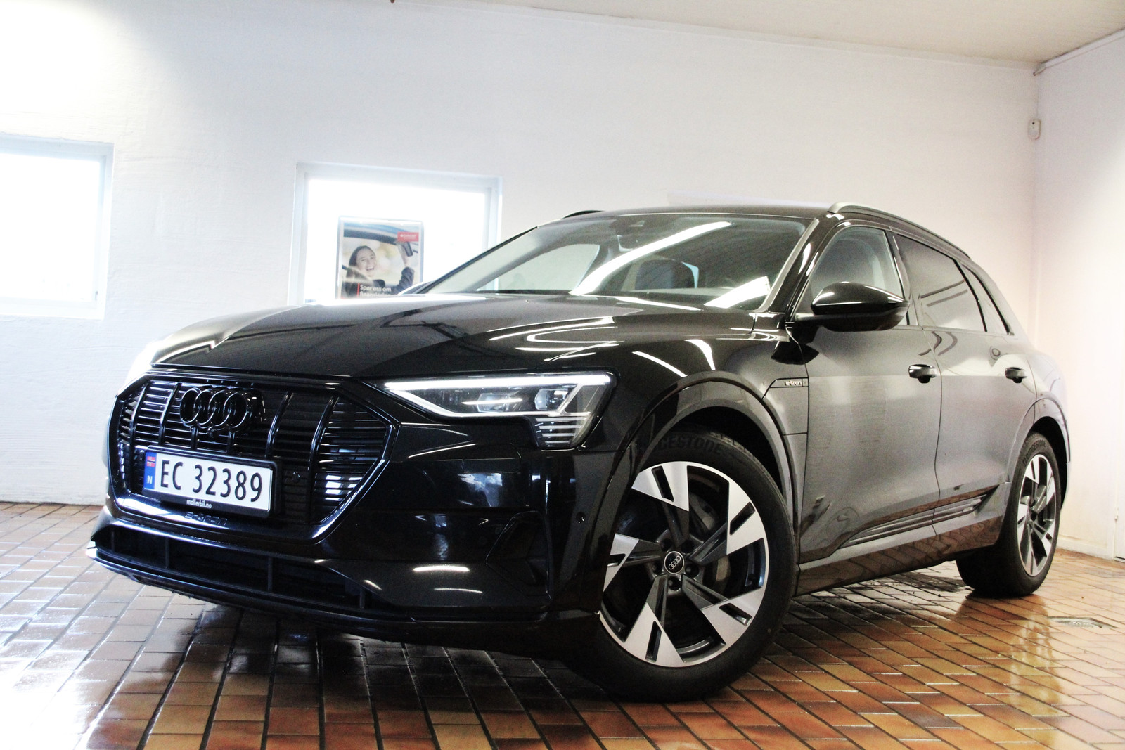 Audi e-tron