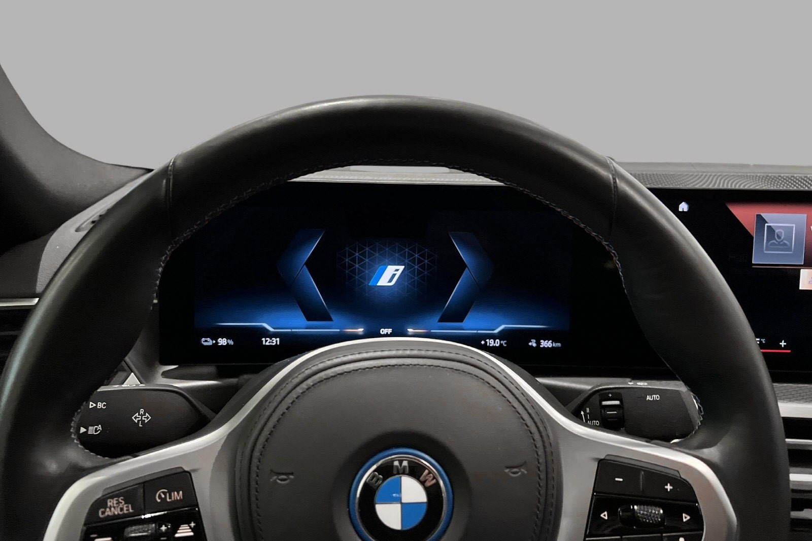 BMW i4 M50