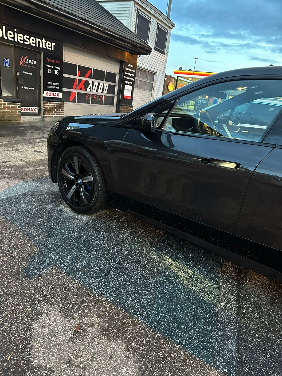 BMW iX xDrive 40