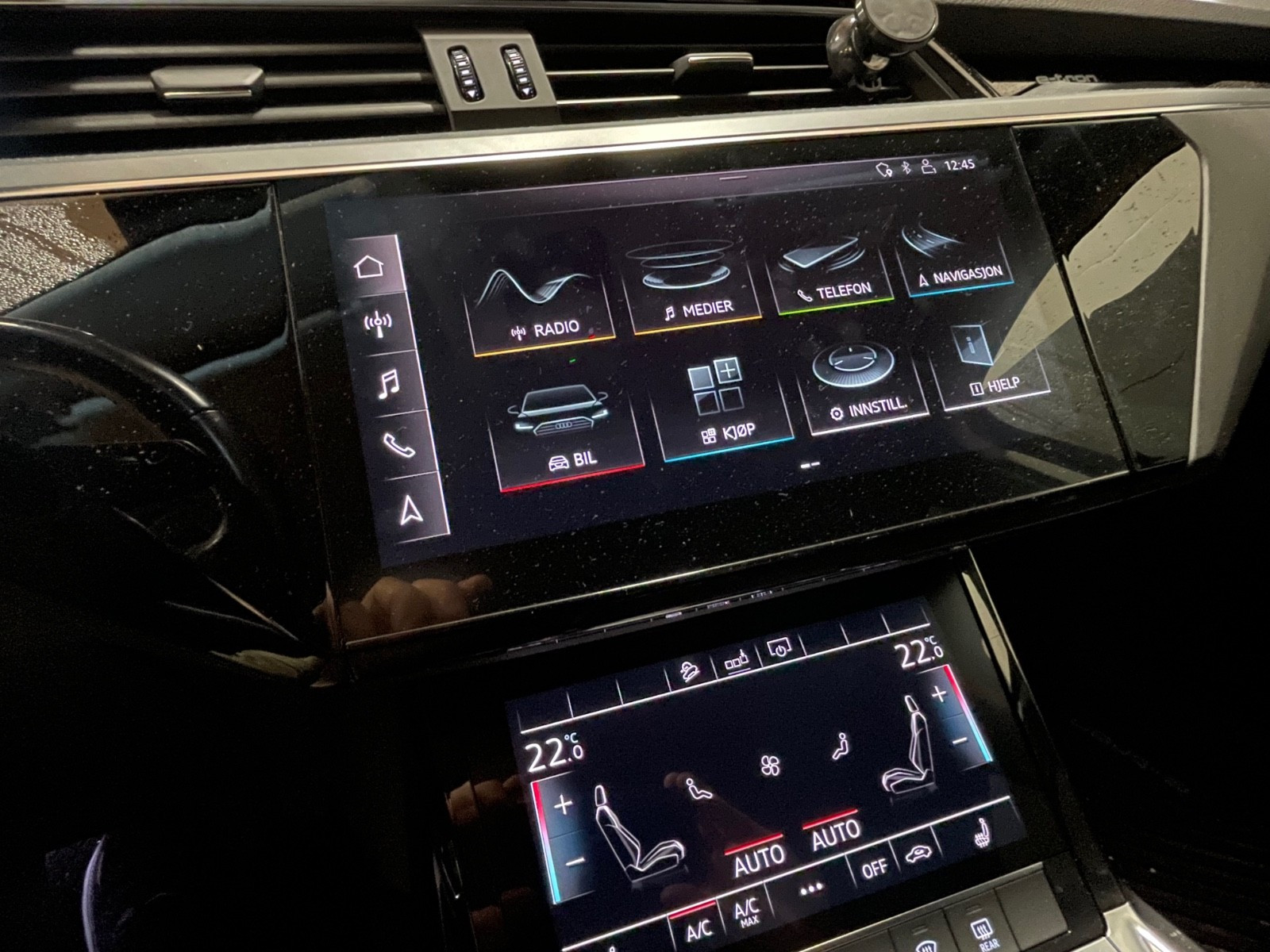 Audi e-tron