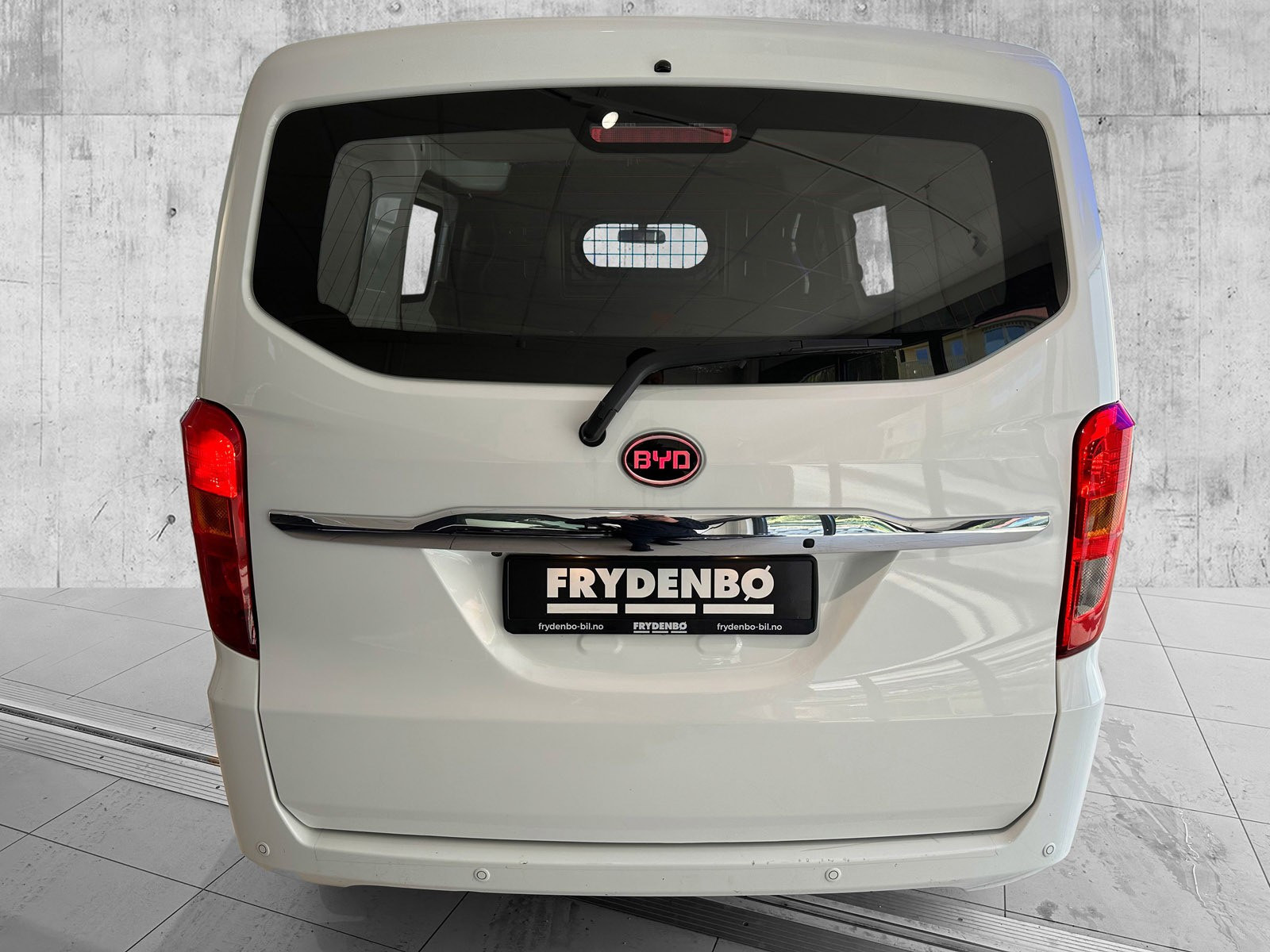 BYD T3