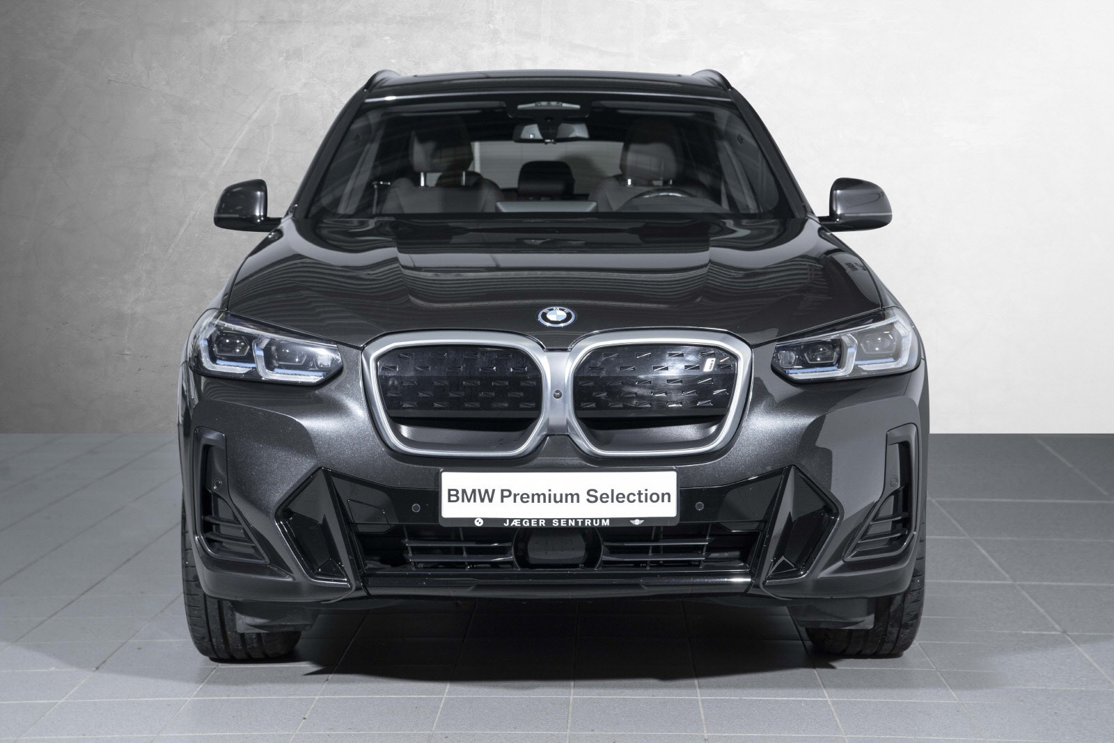 BMW iX3