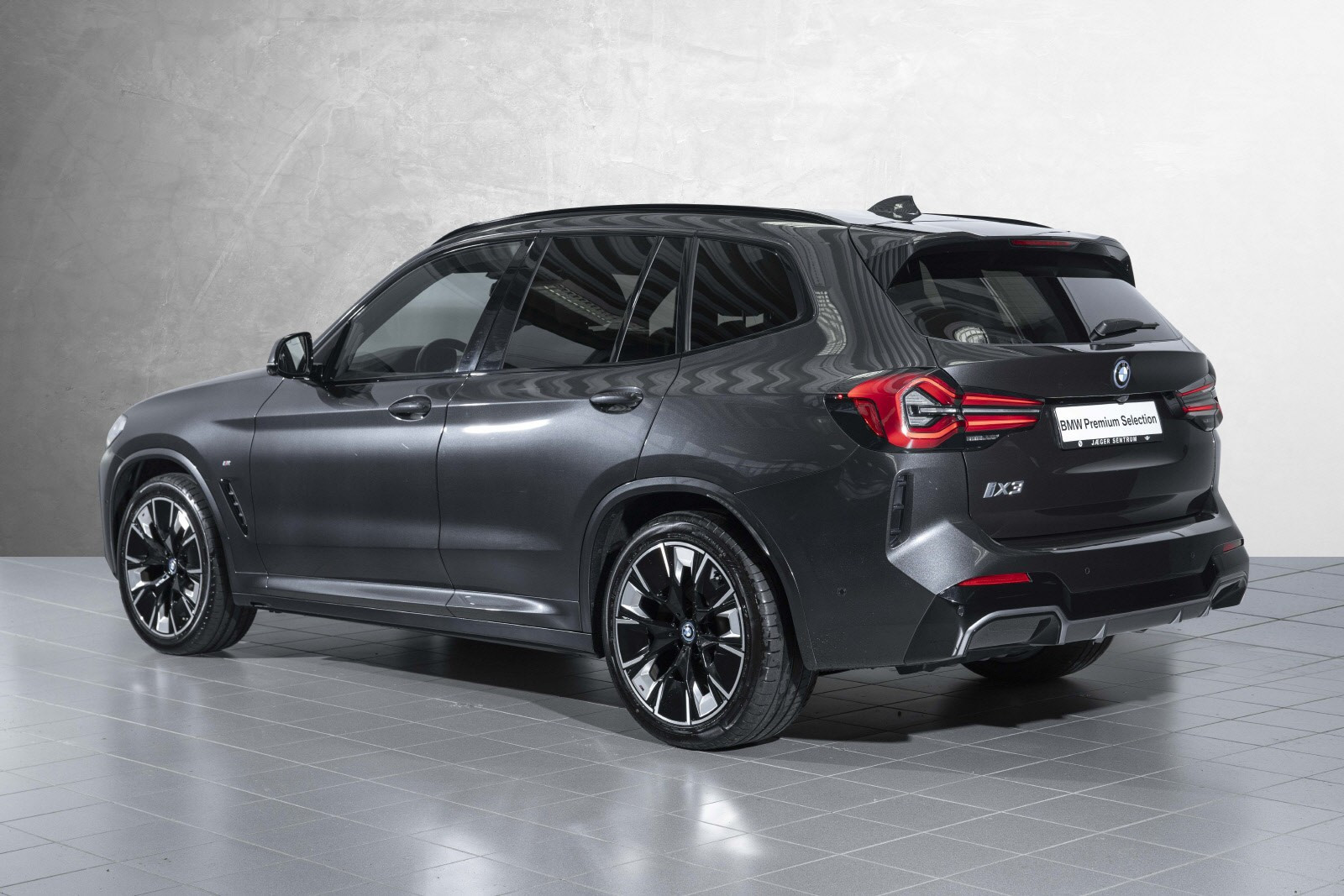 BMW iX3