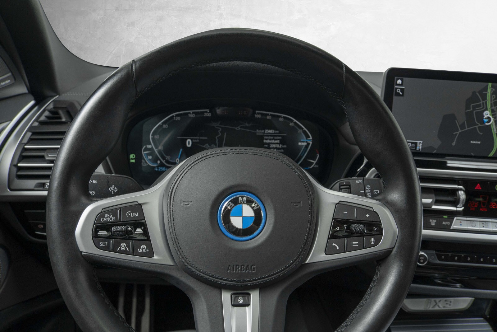 BMW iX3
