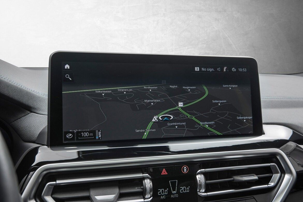 BMW iX3
