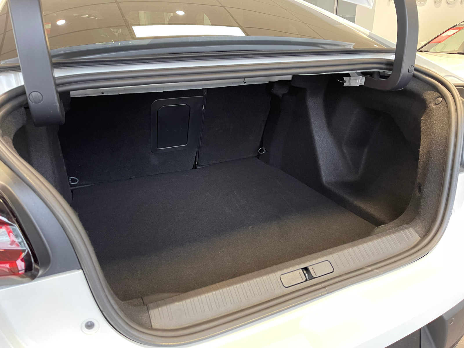 Citroen E-C4 X