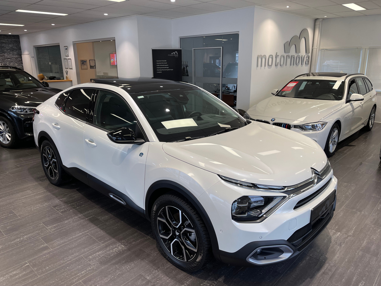 Citroen E-C4 X