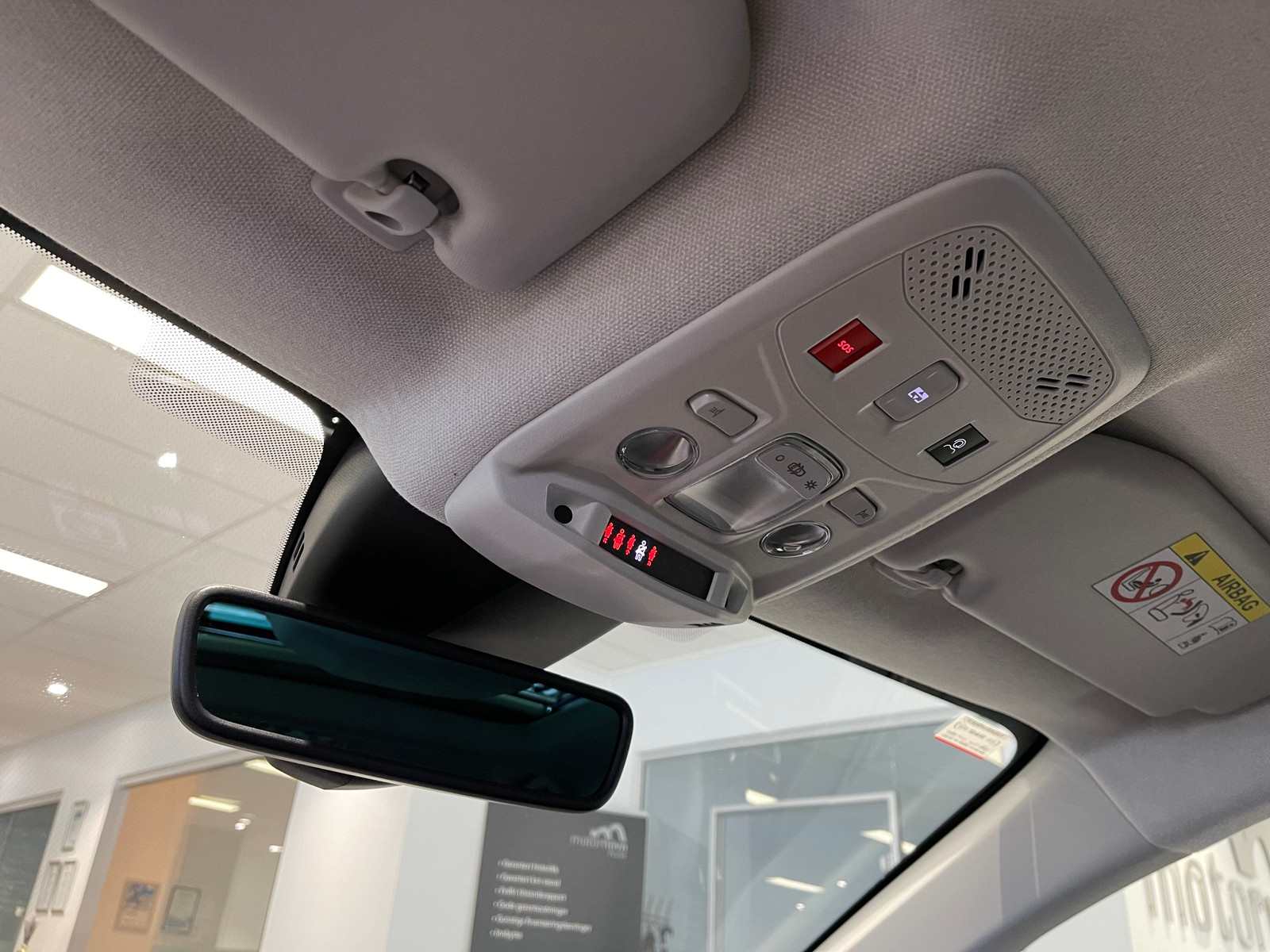 Citroen E-C4 X