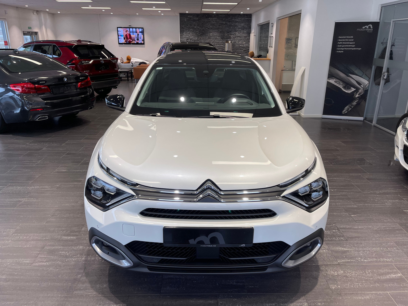 Citroen E-C4 X