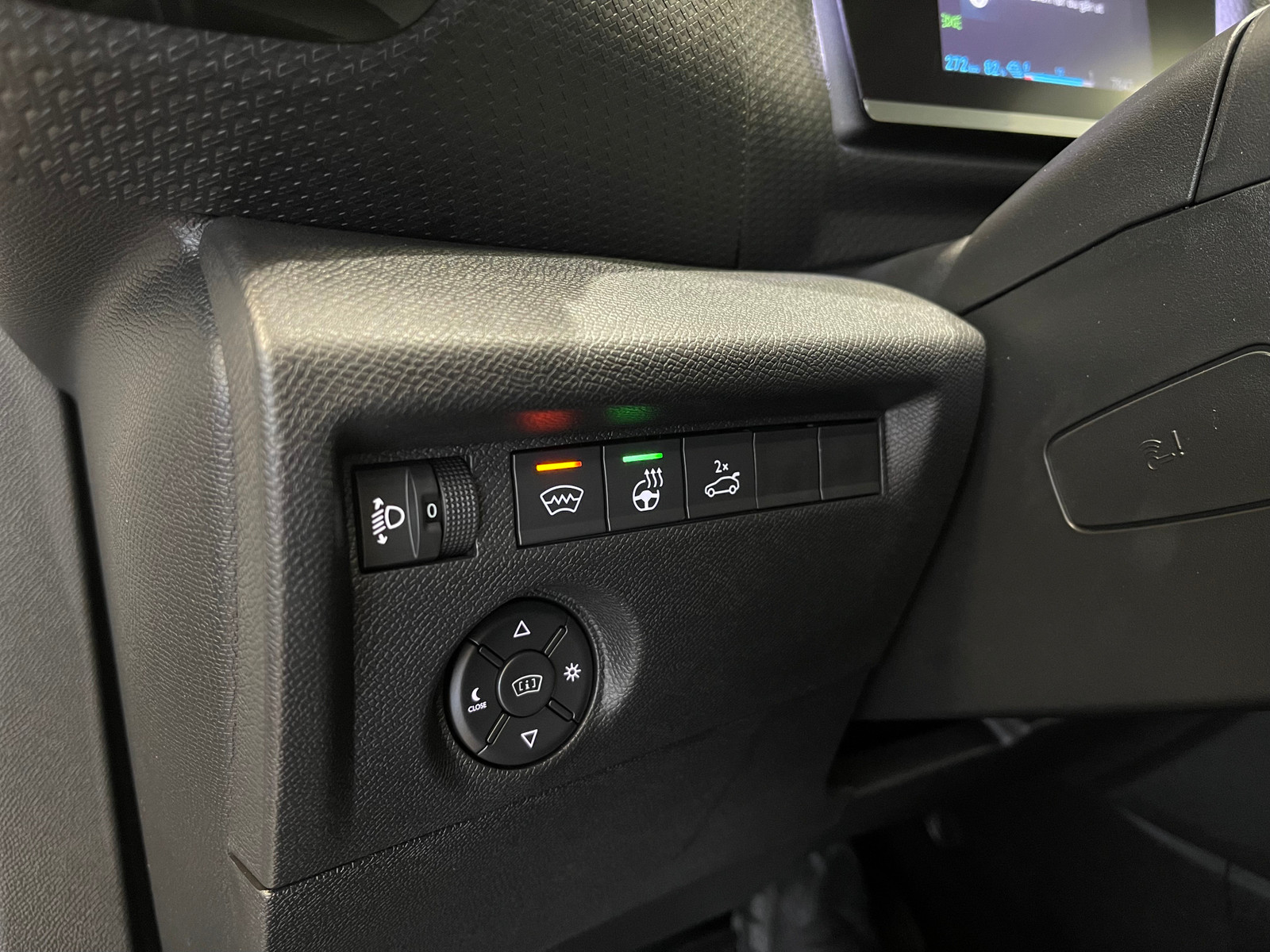 Citroen E-C4 X