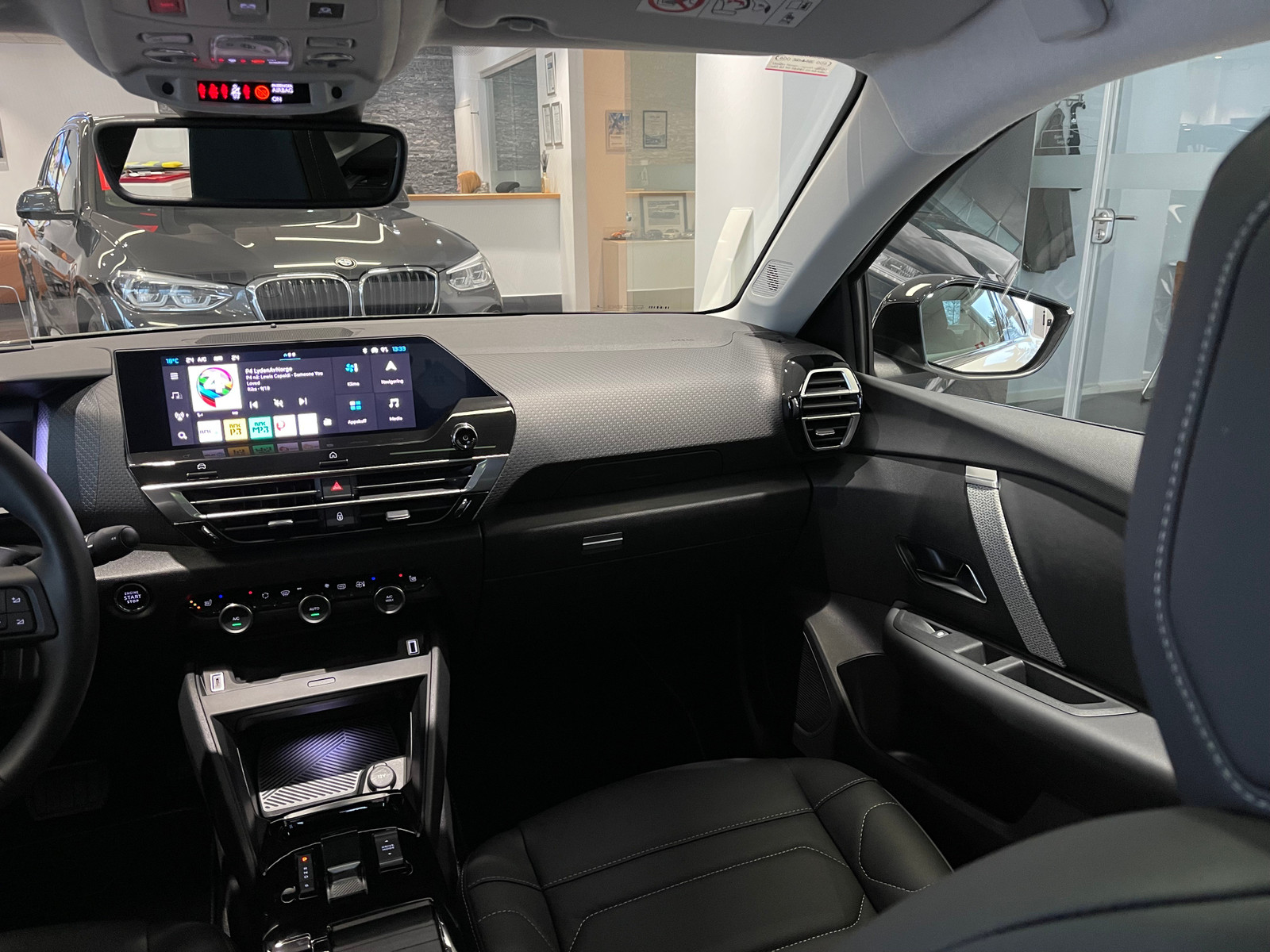 Citroen E-C4 X