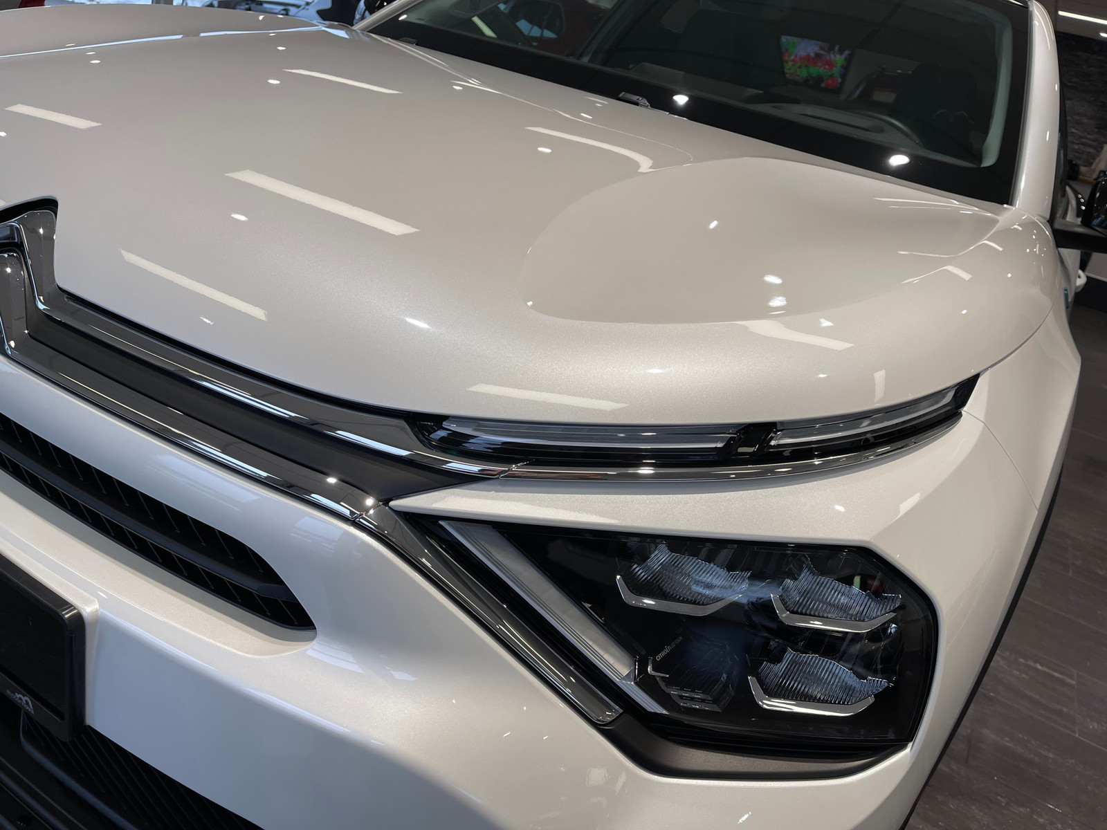 Citroen E-C4 X