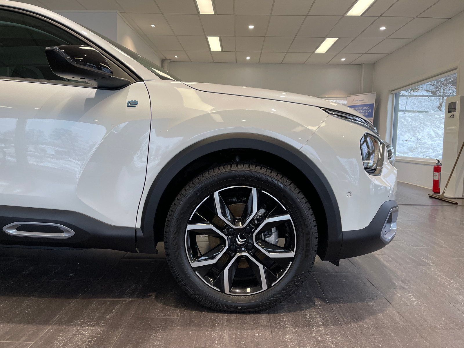 Citroen E-C4 X