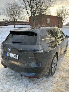 BMW iX xDrive 40