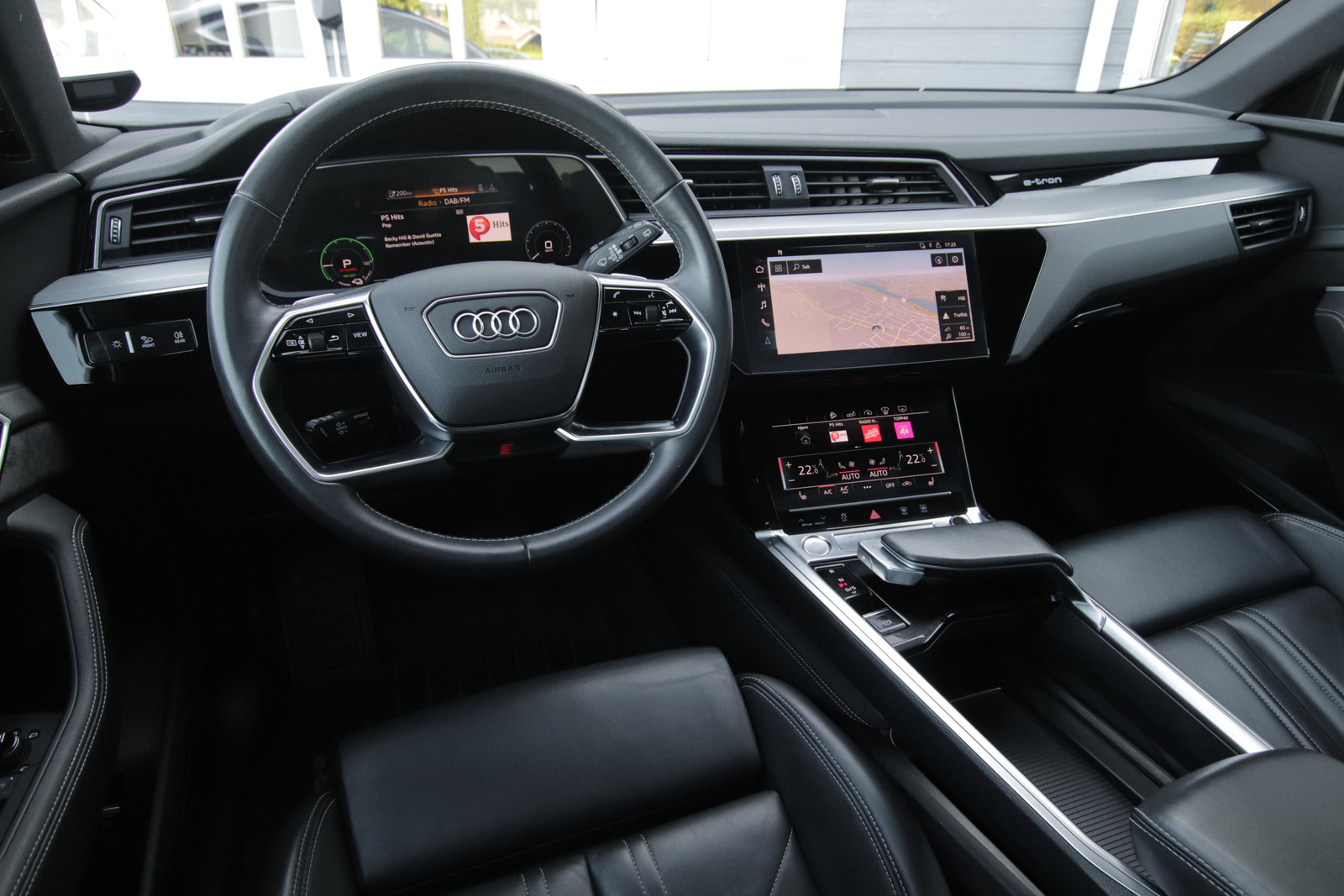 Audi e-tron