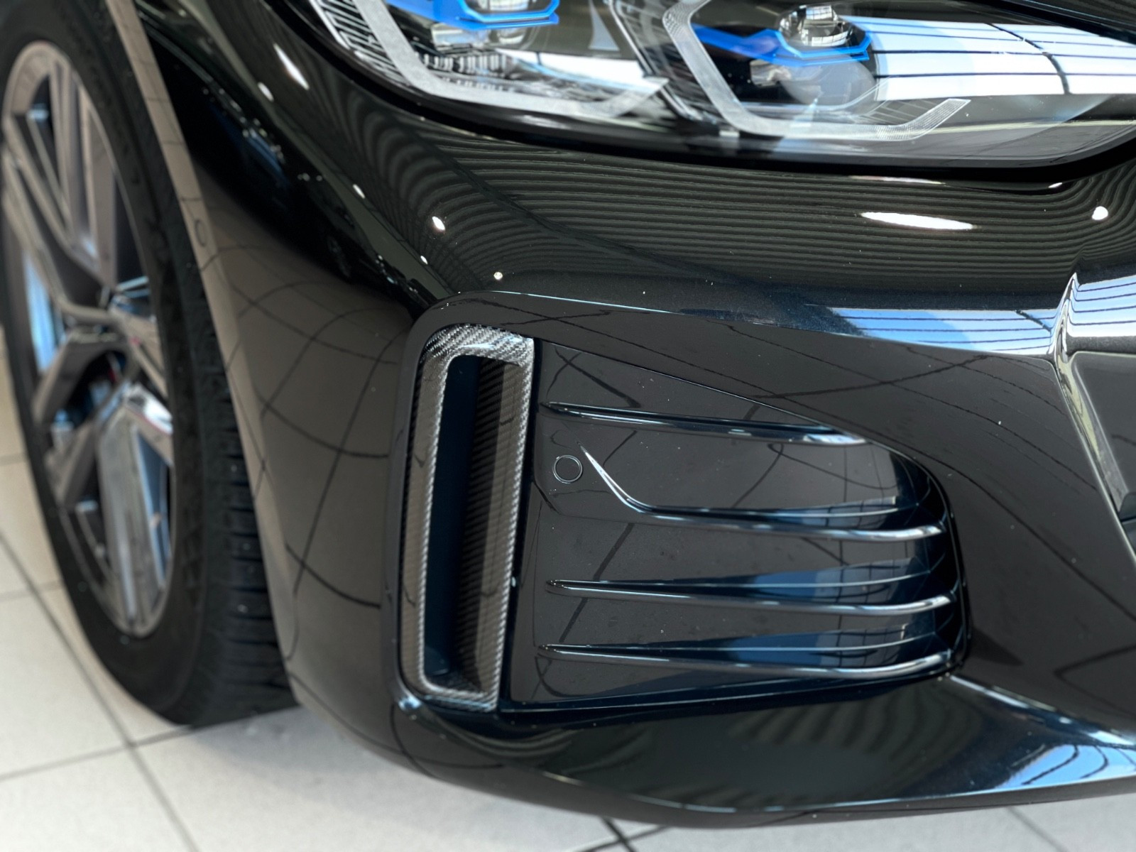 BMW i4 M50