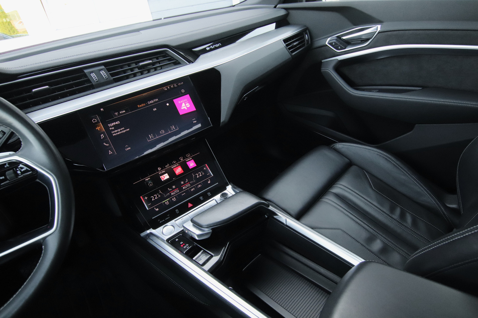 Audi e-tron