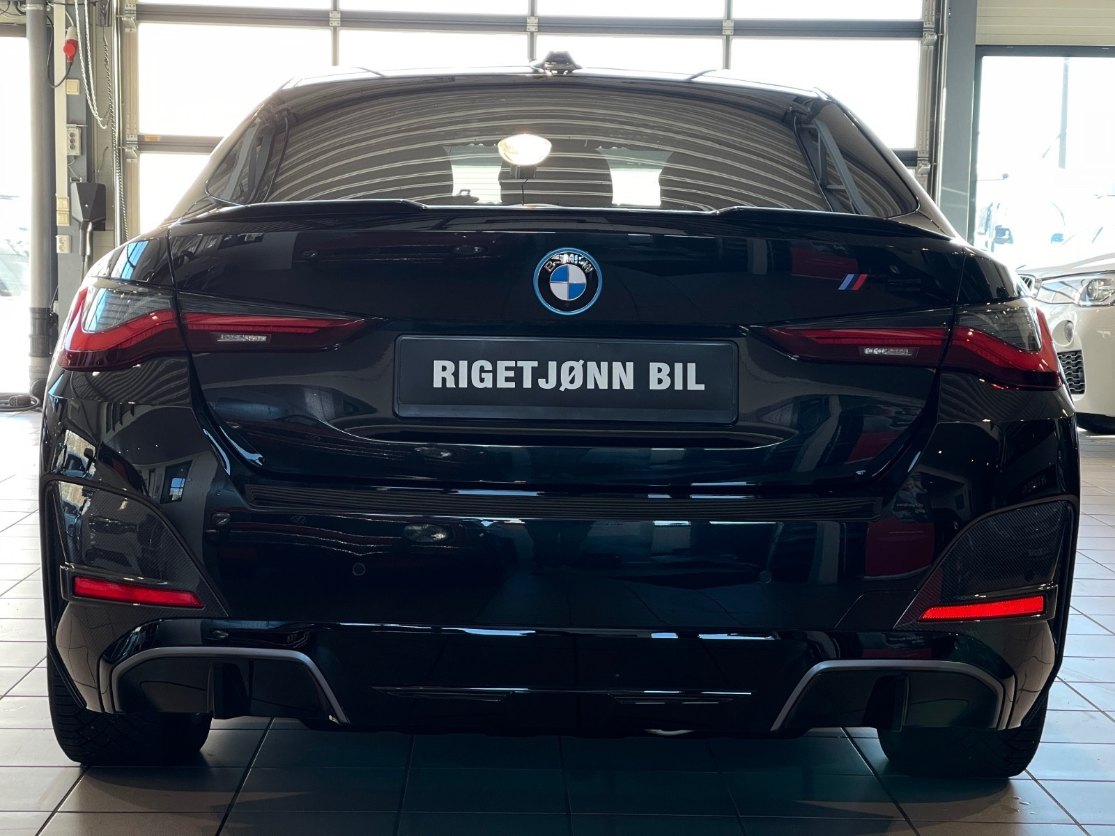 BMW i4 M50