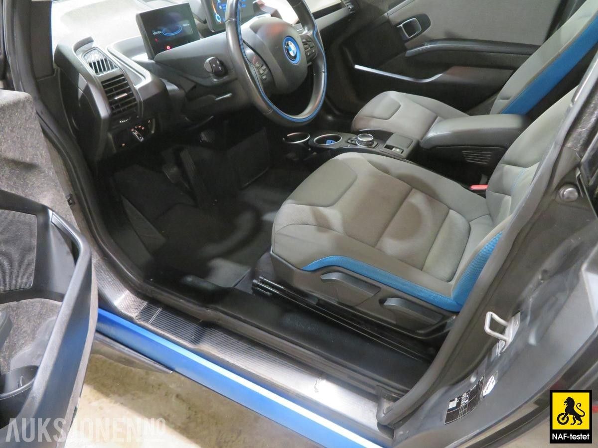 BMW i3