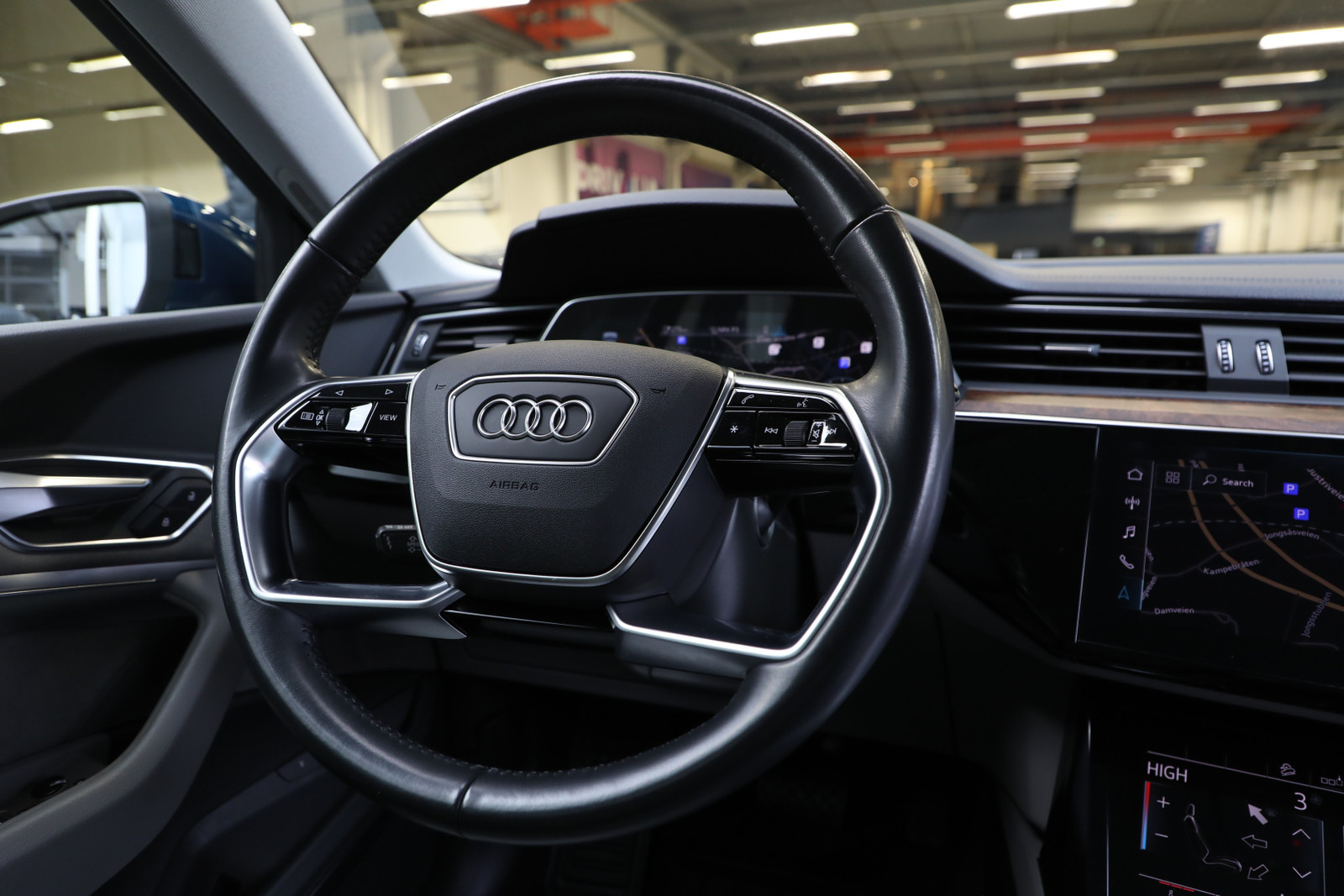 Audi e-tron