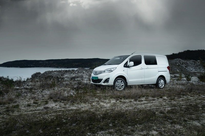 BYD T3