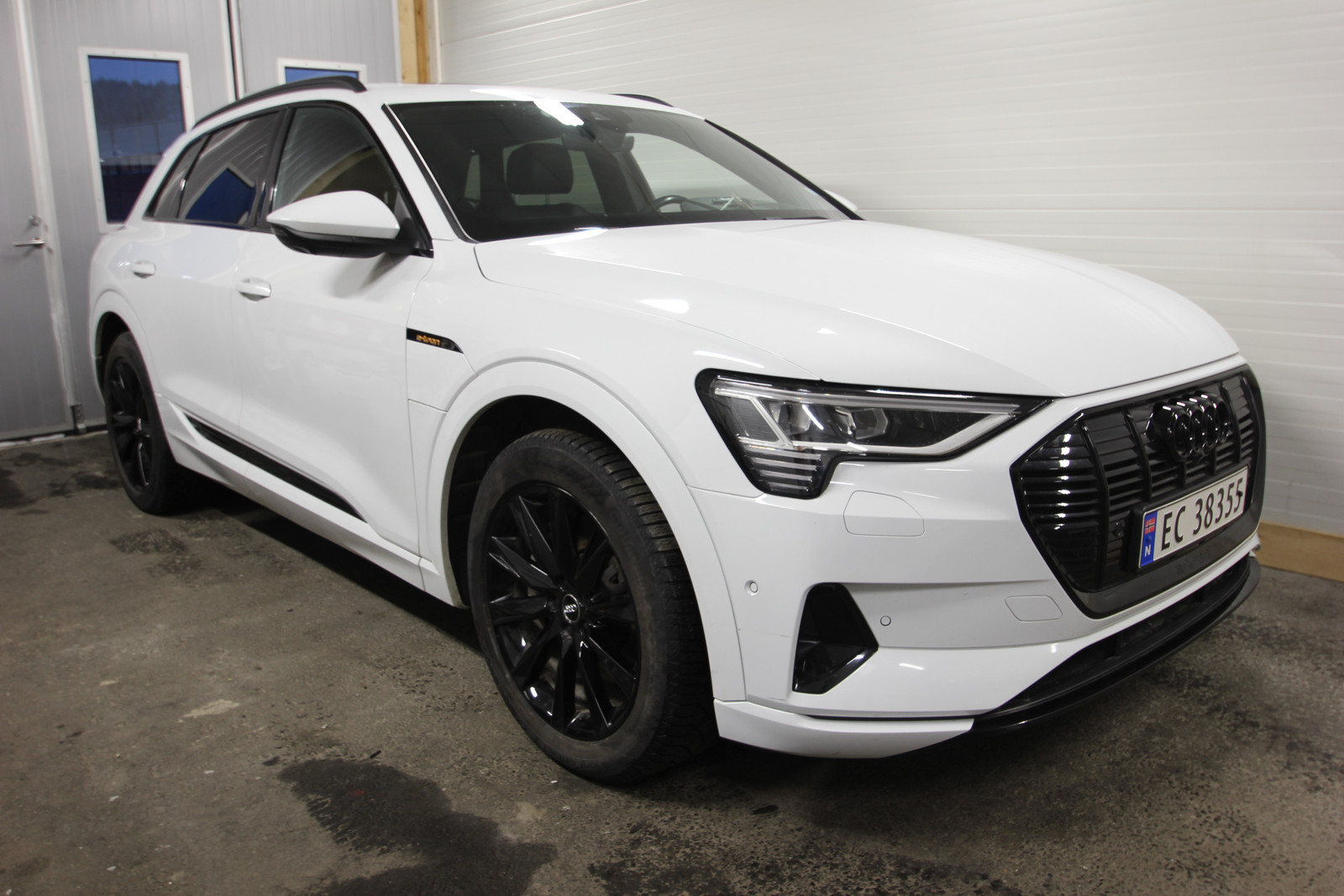 Audi e-tron