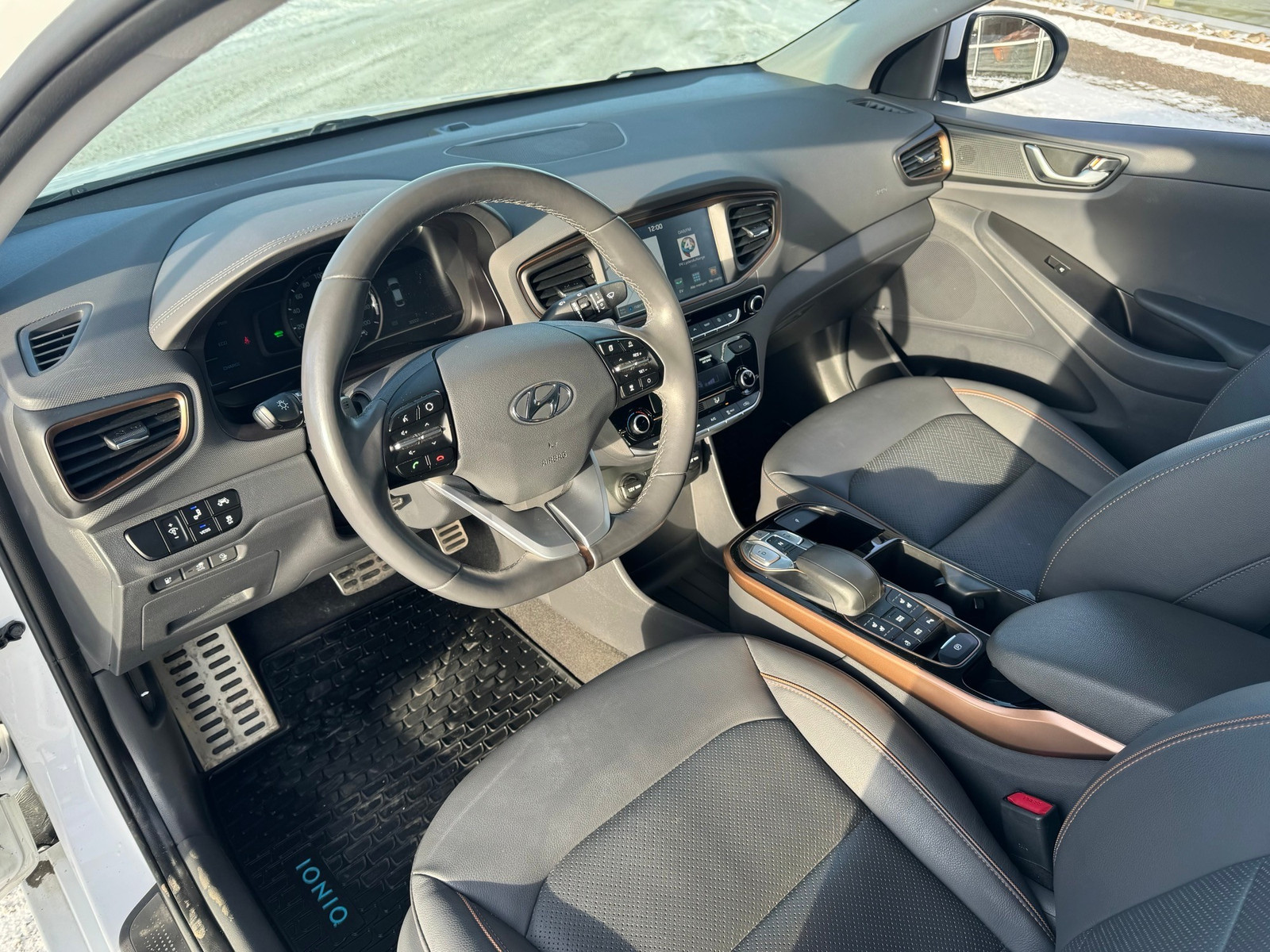 Hyundai IONIQ
