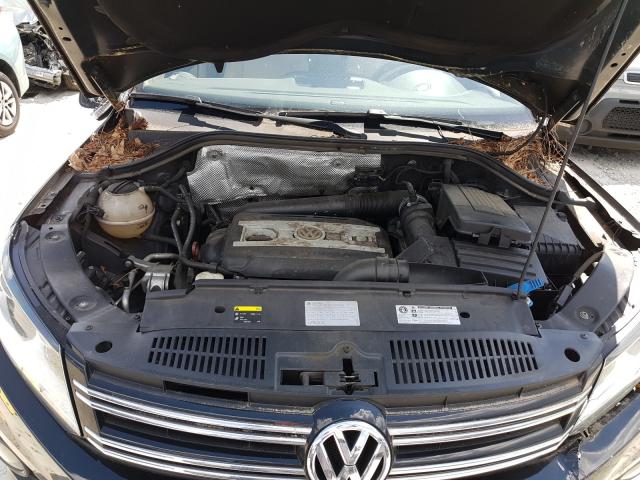 Volkswagen Tiguan S 2013