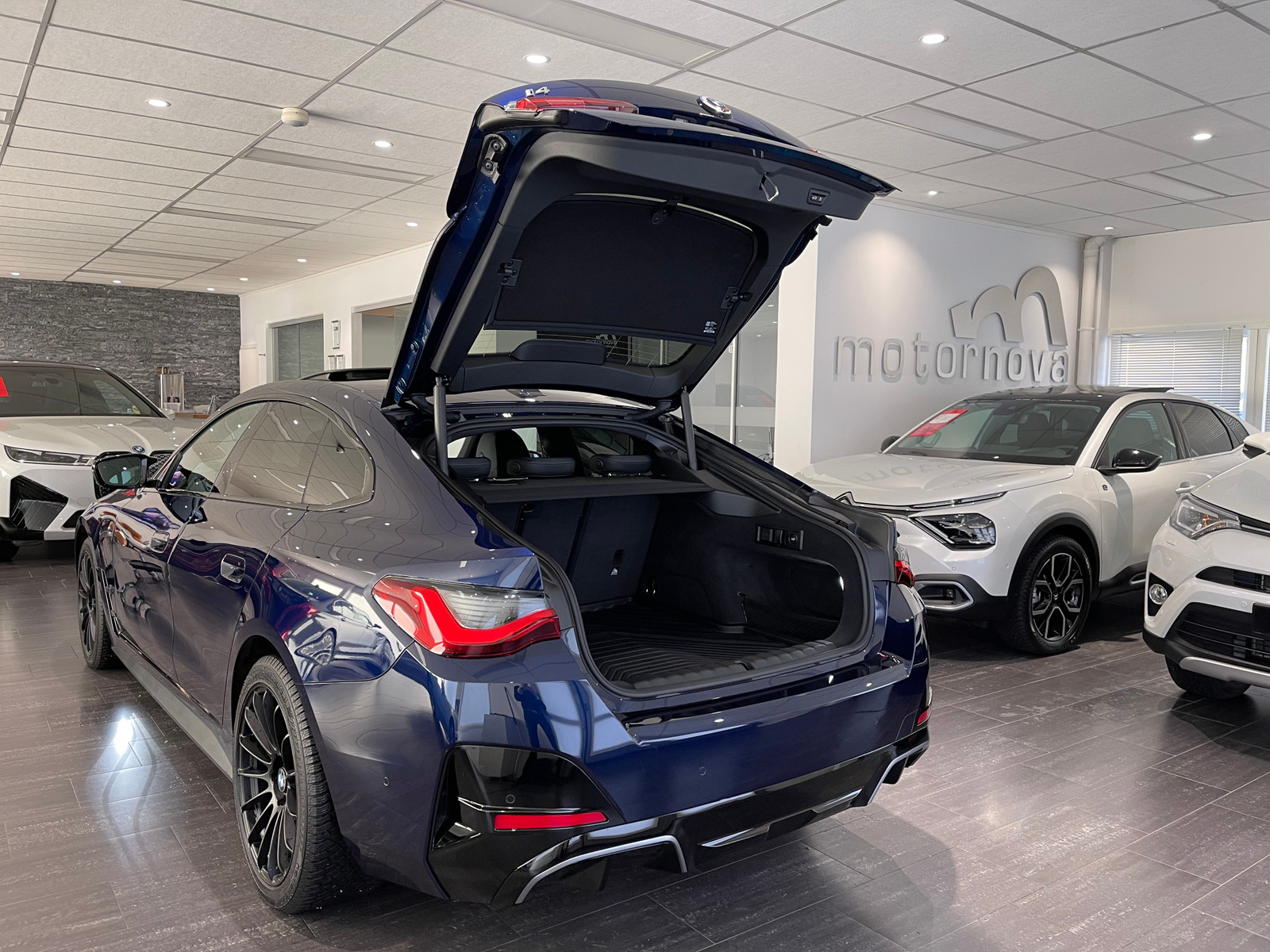 BMW i4 M50