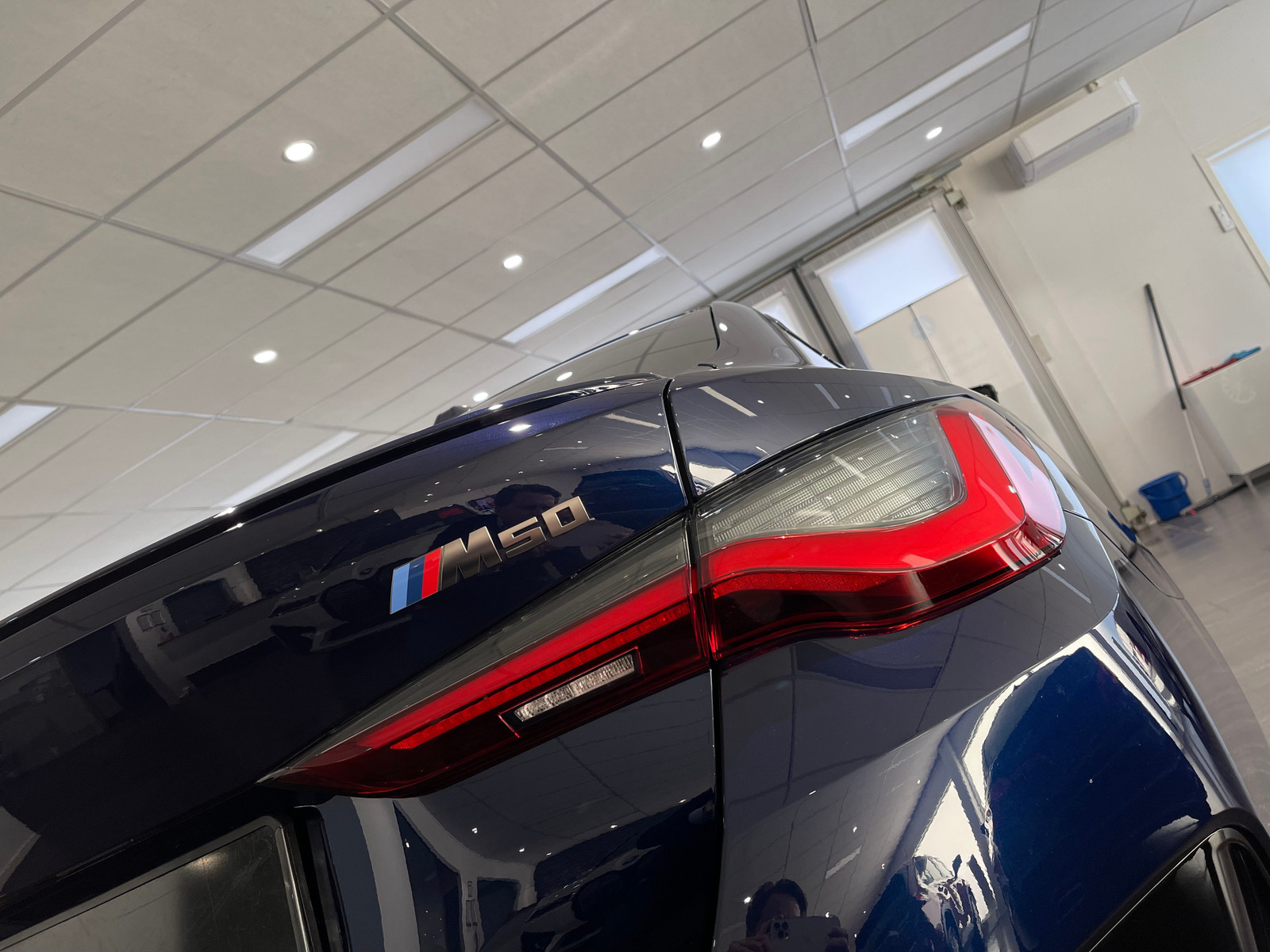 BMW i4 M50
